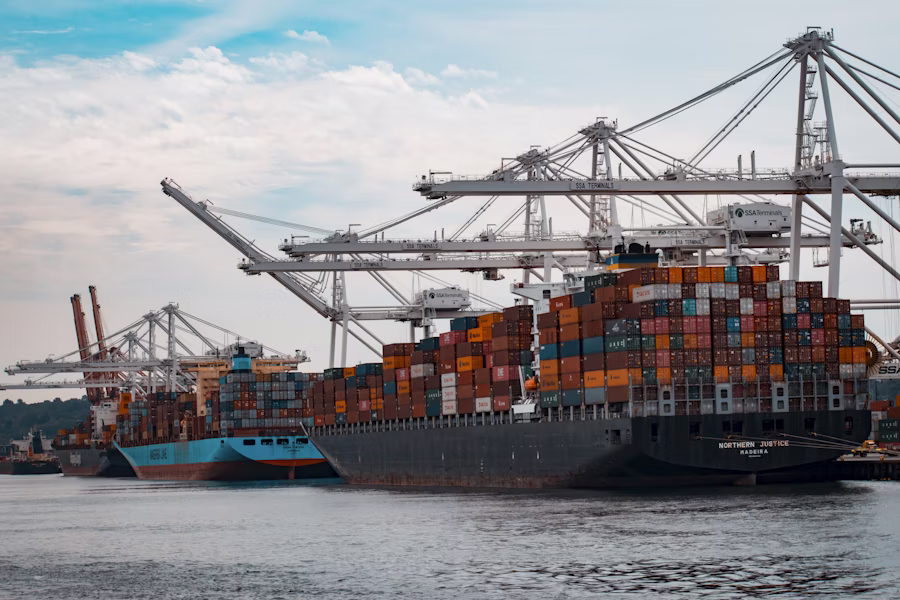 Navire porte-conteneurs fret maritime KTF